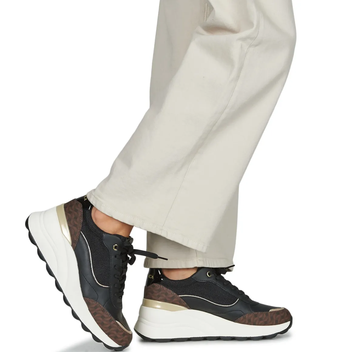 Geox - D SPHERICA EC13