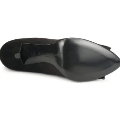 Karine Arabian - FLY