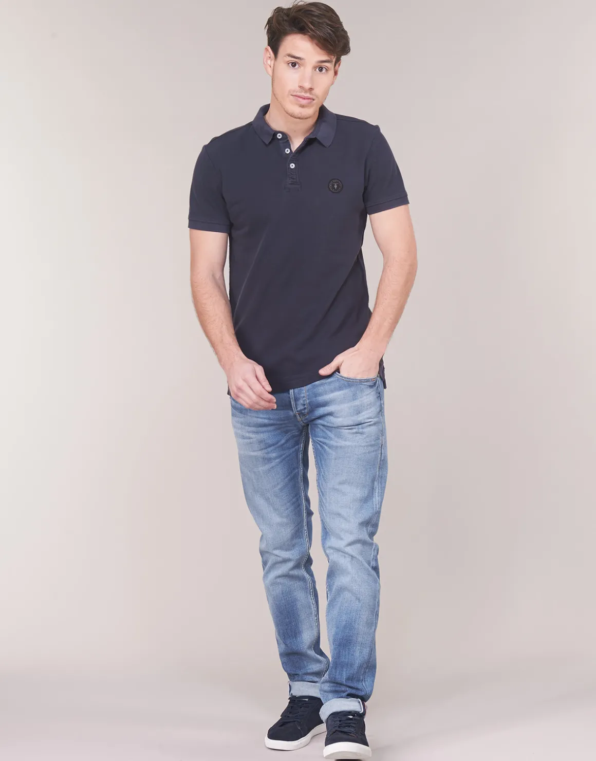 Le Temps des Cerises - 712 BASIC