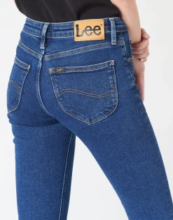 Lee - SCARLETT STONE MILTONA