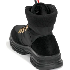 Les Tropéziennes par M Belarbi - CAKE