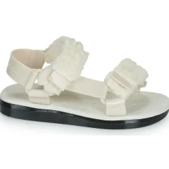 Melissa - MELISSA PAPETTE FLUFFY RIDER AD