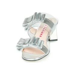 Minna Parikka - FELIZ