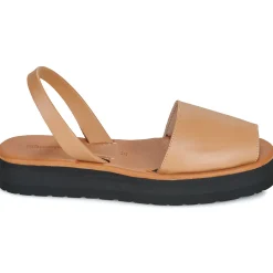 Minorquines - AVARCA PLATJA PLATEFORME