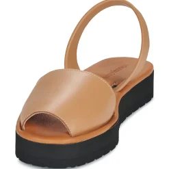 Minorquines - AVARCA PLATJA PLATEFORME