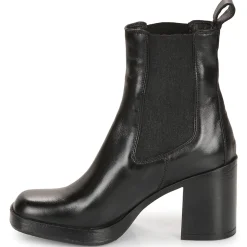 Mjus - MICAELA CHELS