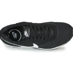 Nike - VENTURE RUNNER