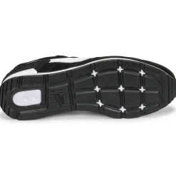 Nike - VENTURE RUNNER SUEDE