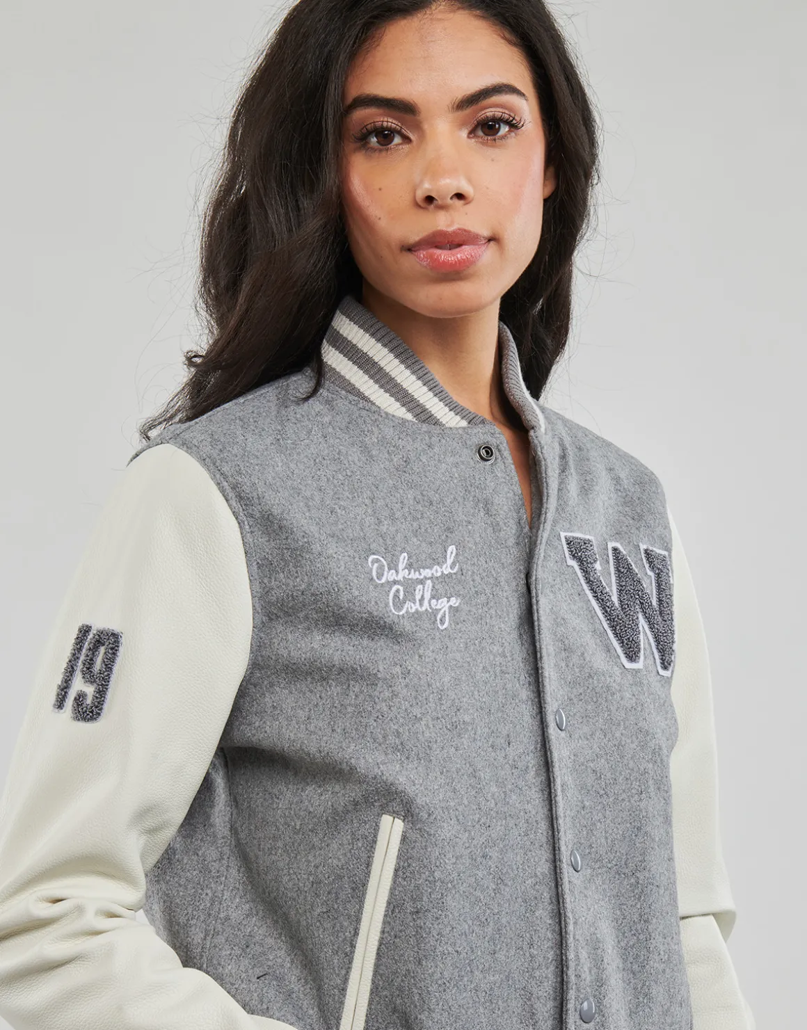 Oakwood - GRADUATE BI