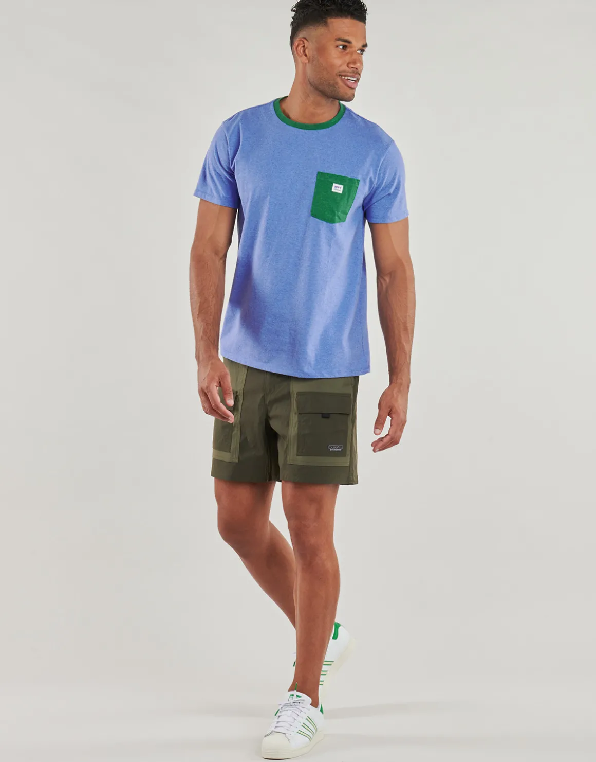Patagonia - SHOP STICKER POCKET RESPONSIBILI-TEE