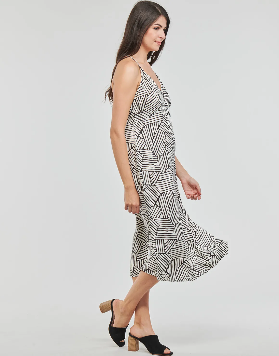 Superdry - VINTAGE MIDI HALTER SLIP DRESS