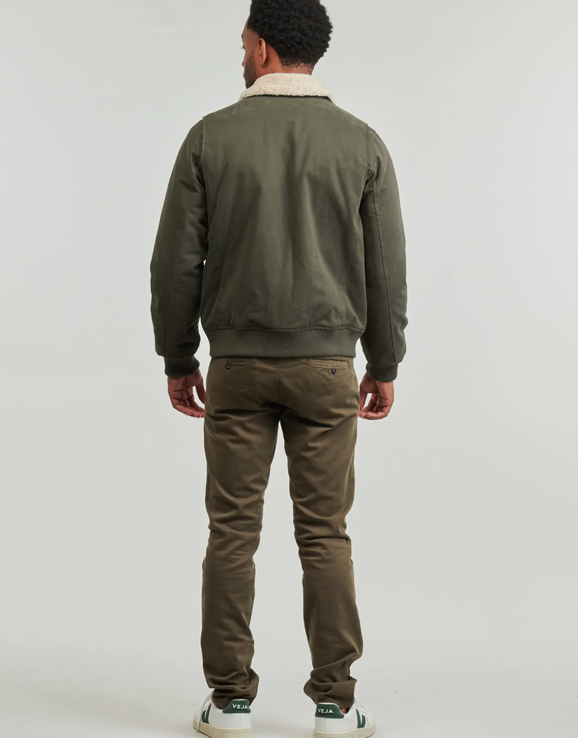 Teddy Smith - ALEXIS