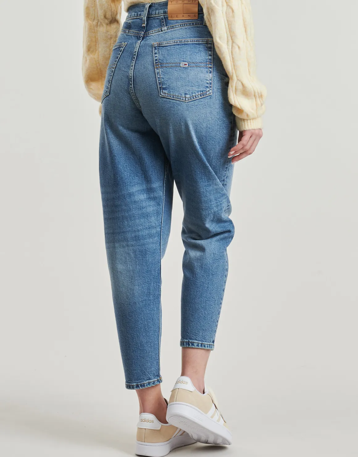 Tommy Jeans - MOM JEAN UH TPR AI5117