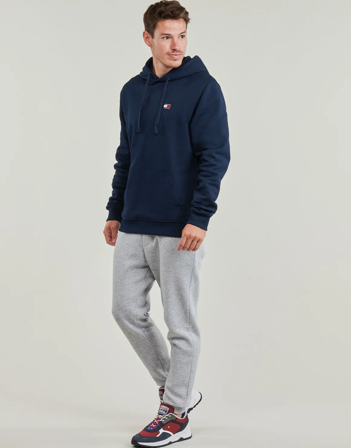 Tommy Jeans - TJM REG BADGE HOODIE EXT