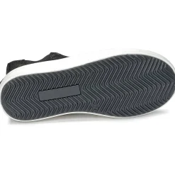 Young Elegant People - CLARITA