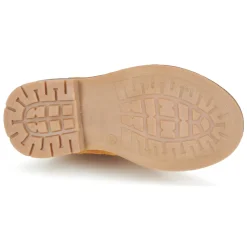 Young Elegant People - FILICIA