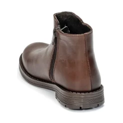 Young Elegant People - IVONNE