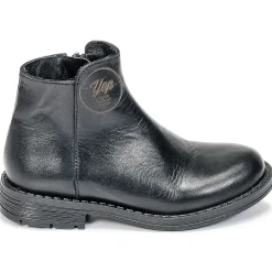 Young Elegant People - IVONNE